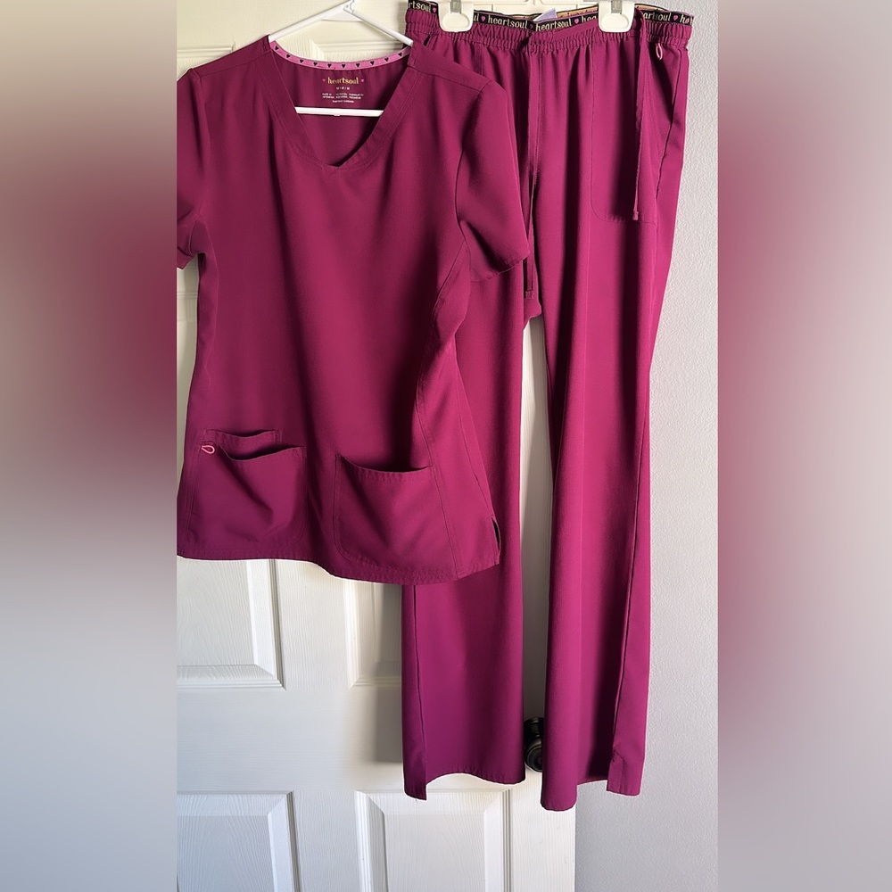 Heartsoul scrubs maroon size medium tall